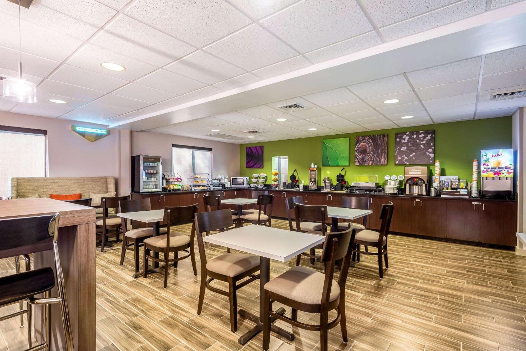 Sleep Inn & Suites Harrisonburg Near University Экстерьер фото
