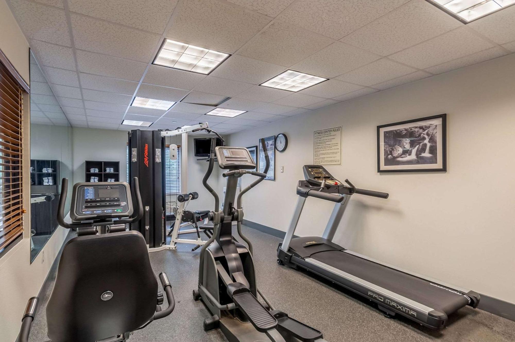 Sleep Inn & Suites Harrisonburg Near University Экстерьер фото