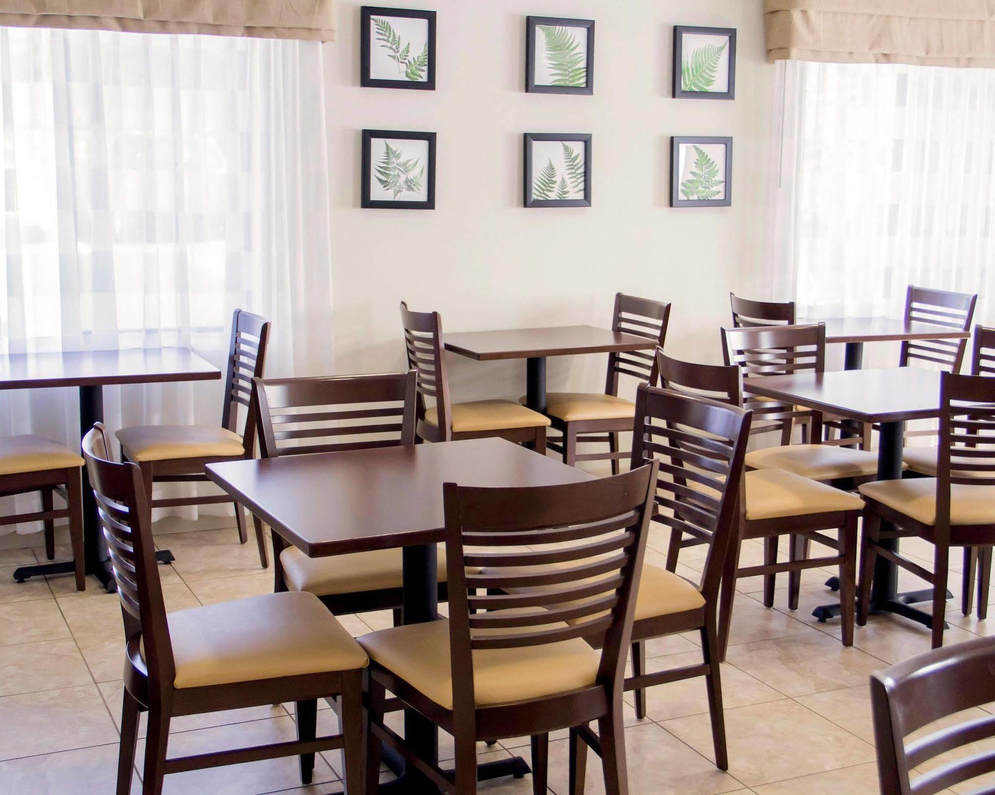 Sleep Inn & Suites Harrisonburg Near University Экстерьер фото